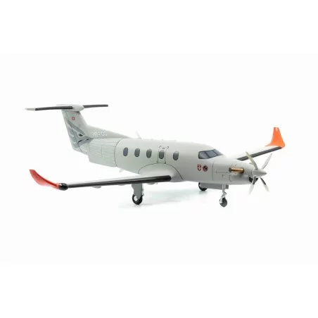 PILATUS PC-12 HB-FOG ARMASUISSE Echelle 1:72