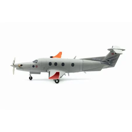 PILATUS PC-12 HB-FOG ARMASUISSE Echelle 1:72