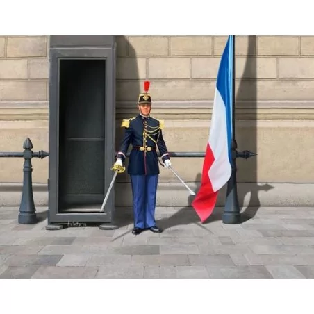 GARDE REPUBLICAIN REVELL 1:16